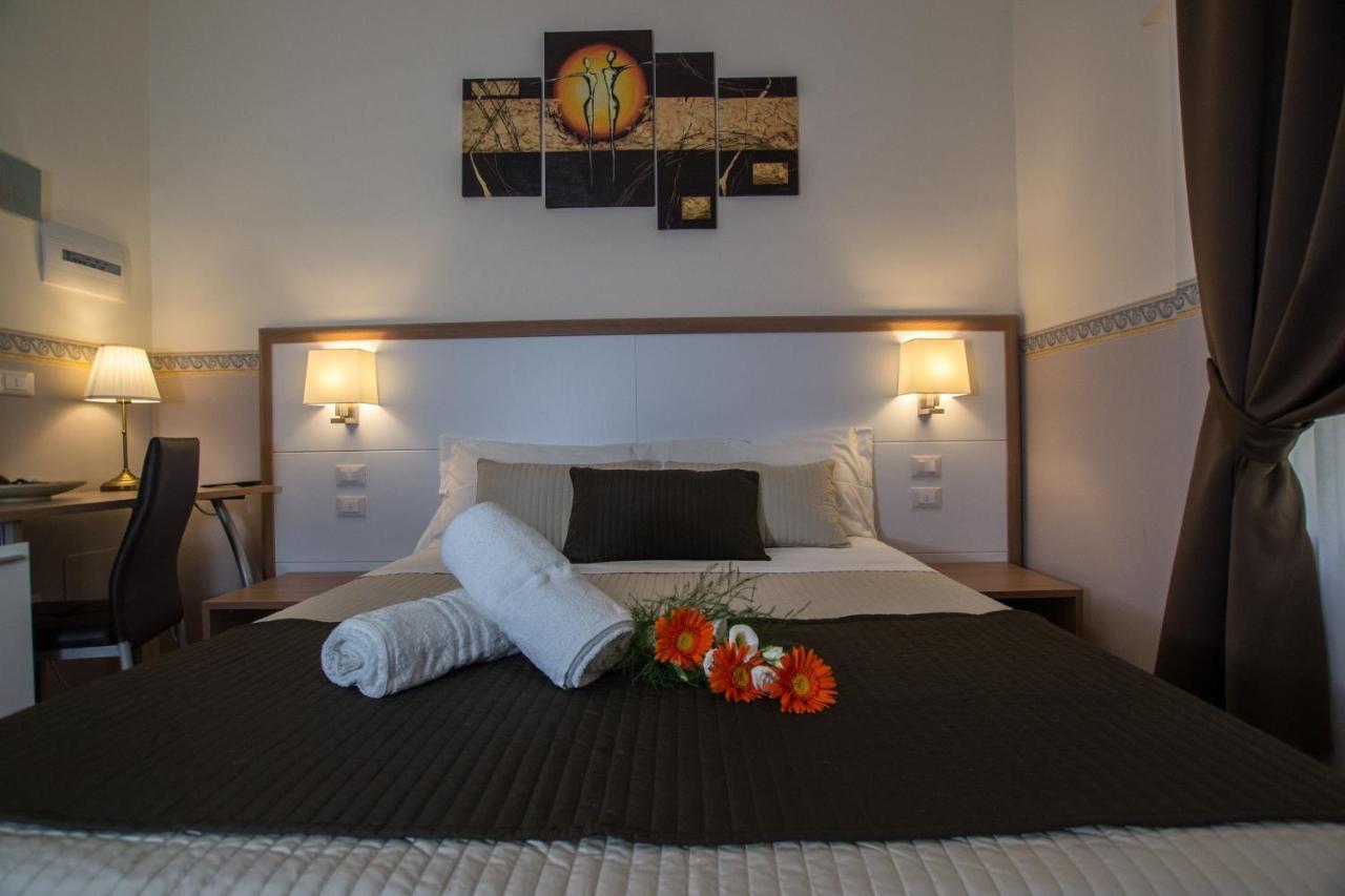 B&B Al Viale Foggia Bagian luar foto