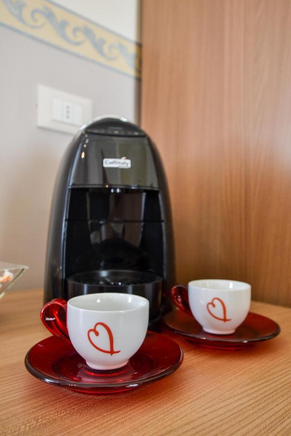 B&B Al Viale Foggia Bagian luar foto